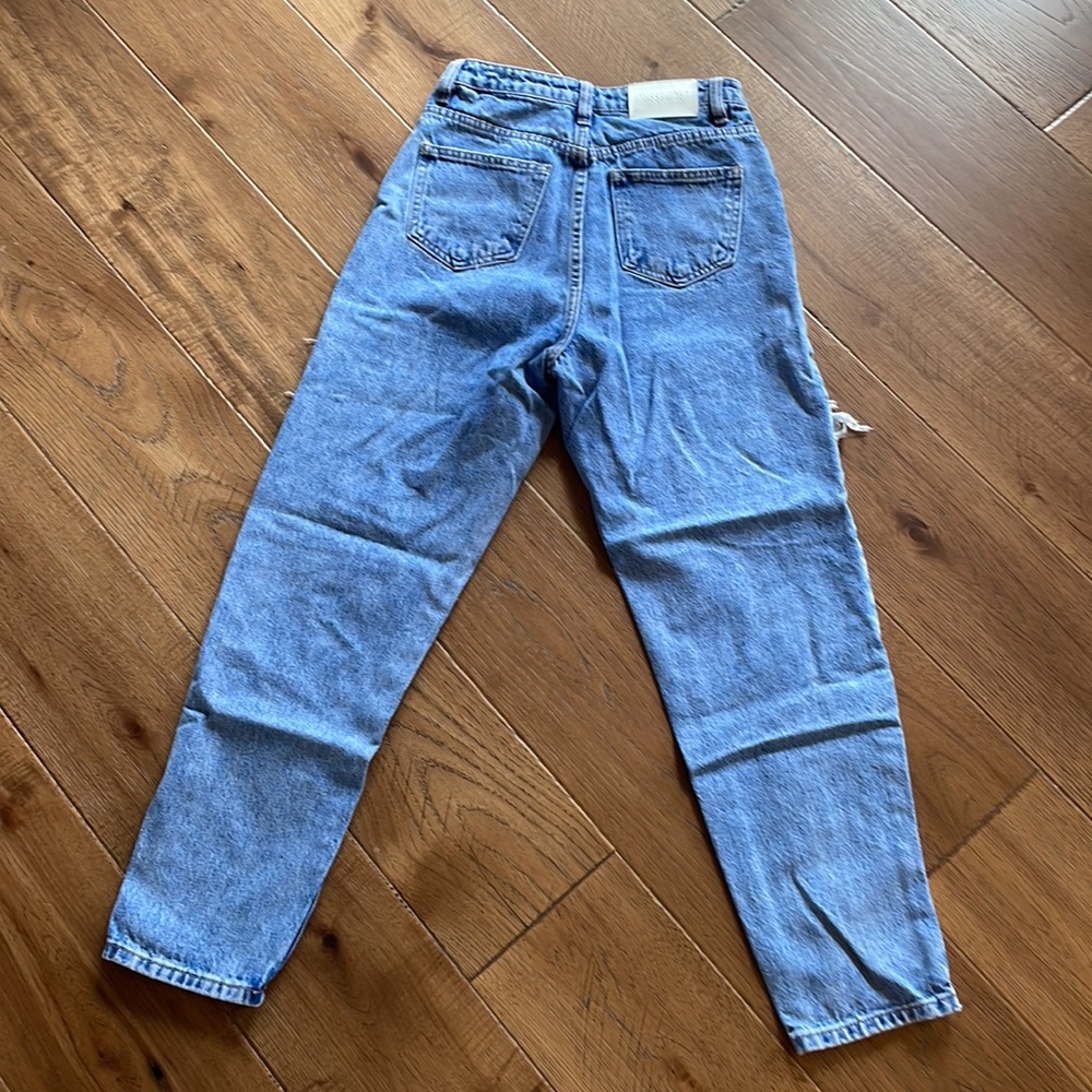 Missguided Riot High Rise Mom Jeans - Picture 3 of 10